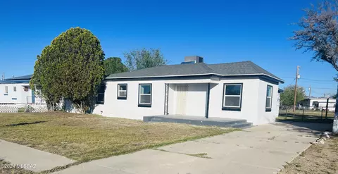 Exterior - 454 S Biddle Ave, Willcox, AZ 85643 photo 2 of 9