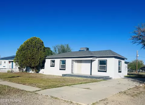 Exterior - 454 S Biddle Ave, Willcox, AZ 85643 photo 4 of 9