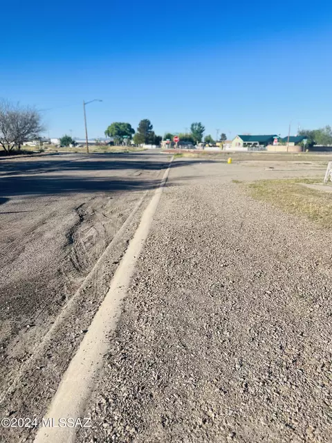 View/Area - 454 S Biddle Ave, Willcox, AZ 85643 photo 2 of 3