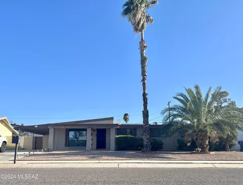 6102 E 35th St, Tucson, AZ 85711
