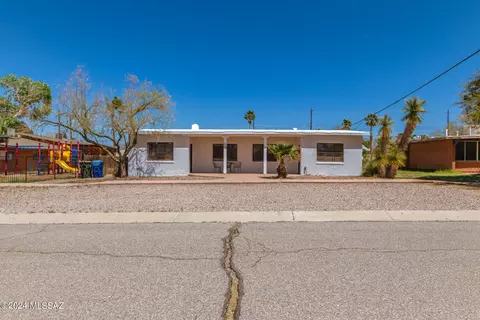 6721 E 12th St, Tucson, AZ 85710