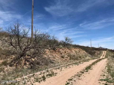704 Calle Joselitos, Rio Rico, AZ 85648
