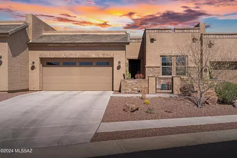 13186 N Chiracahua Peak Dr, Oro Valley, AZ 85755