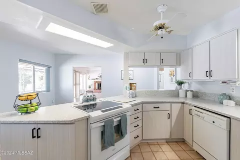 Kitchen - 7002 E 2nd St, Tucson, AZ 85710 photo 7 of 9