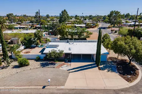 7002 E 2nd St, Tucson, AZ 85710