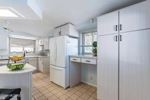 Kitchen - 7002 E 2nd St, Tucson, AZ 85710 photo 5 of 9
