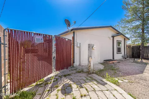 1550 N Columbus Blvd, Tucson, AZ 85712