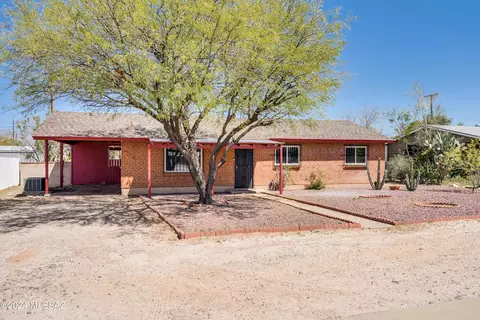 6713 E Cooper St, Tucson, AZ 85710