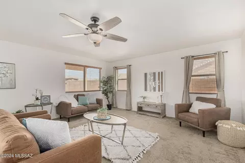 Living - 979 S Grantham Dr, Vail, AZ 85641 photo 6 of 7