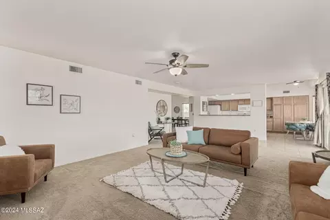 Living - 979 S Grantham Dr, Vail, AZ 85641 photo 7 of 7