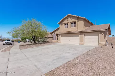 Exterior - 979 S Grantham Dr, Vail, AZ 85641 photo 3 of 10