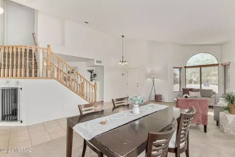Dining - 979 S Grantham Dr, Vail, AZ 85641 photo 2 of 3