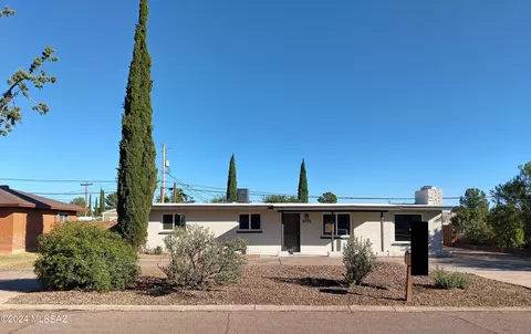 19 School Dr, Sierra Vista, AZ 85635