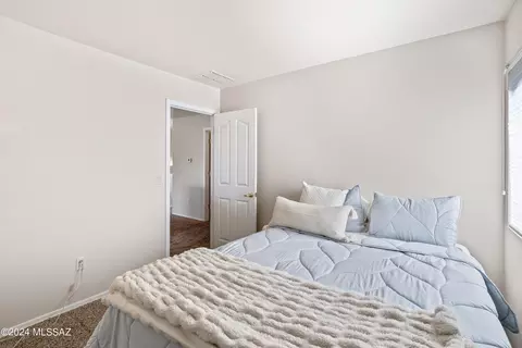 Bedroom - 4046 E Agate Knoll Dr, Tucson, AZ 85756 photo 6 of 8