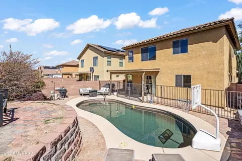 Exterior - 4046 E Agate Knoll Dr, Tucson, AZ 85756 photo 3 of 7