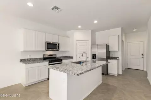 12477 W Lilliston Way W, Marana, AZ 85653
