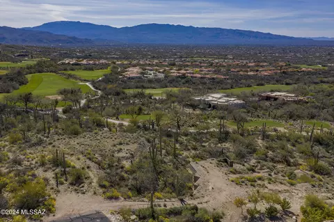 9920 E Sabino Estates Dr, Tucson, AZ 85749