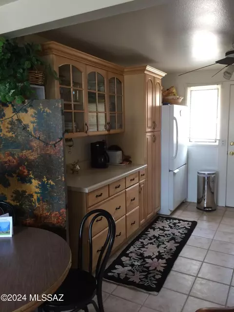 336 S Paseo Cerro #A, Green Valley, AZ 85614