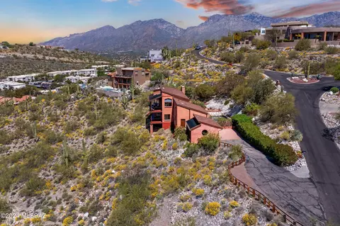 4505 N Quartz Hill Dr, Tucson, AZ 85750