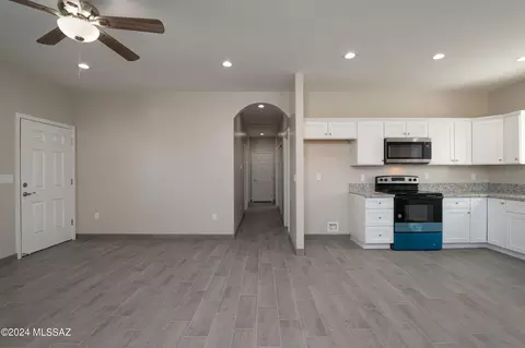 Kitchen - 901 E 37th St, Tucson, AZ 85713 photo 2 of 7