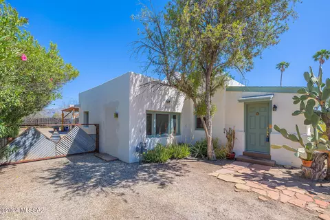 2711 E Lee St, Tucson, AZ 85716