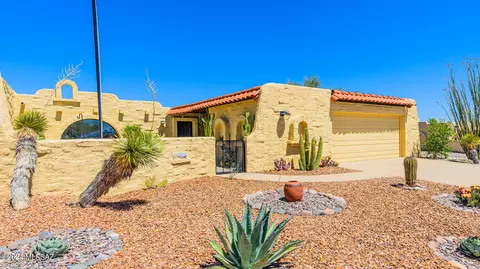 1142 W Circulo Del Norte, Green Valley, AZ 85614