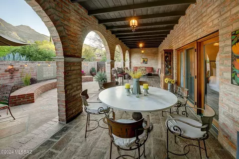 4721 E Apple Valley Pl, Tucson, AZ 85718