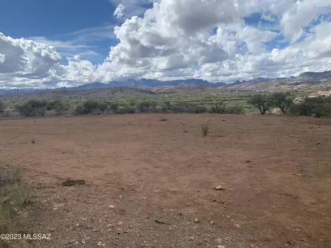 250 Boticario Ct, Rio Rico, AZ 85648
