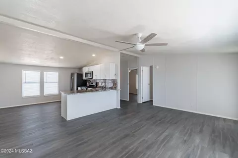 13469 N Warfield Cir, Marana, AZ 85658