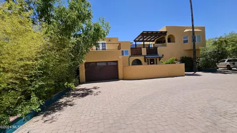 2414 E Prince Rd, Tucson, AZ 85719