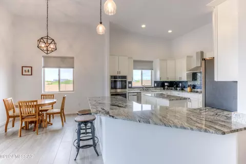 Kitchen - 3420 E Shade Rock Pl, Vail, AZ 85641 photo 1 of 5