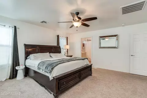Bedroom - 6502 E Brushback Loop, Tucson, AZ 85756 photo 4 of 9