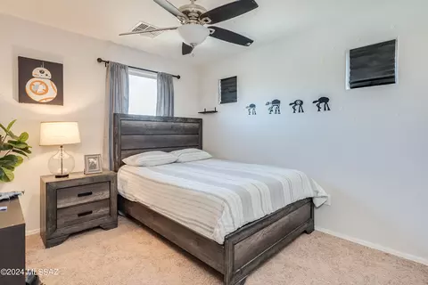 Bedroom - 6502 E Brushback Loop, Tucson, AZ 85756 photo 7 of 9