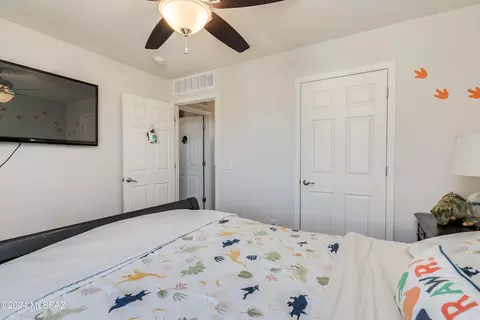 Bedroom - 6502 E Brushback Loop, Tucson, AZ 85756 photo 6 of 9