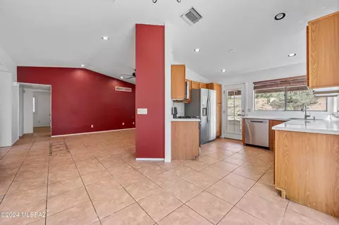 9991 E Watson Dr, Tucson, AZ 85730 photo 8