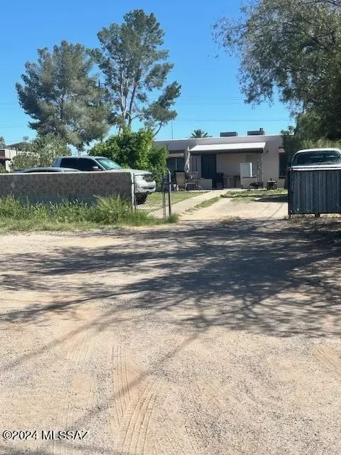 3218 E Towner St, Tucson, AZ 85716