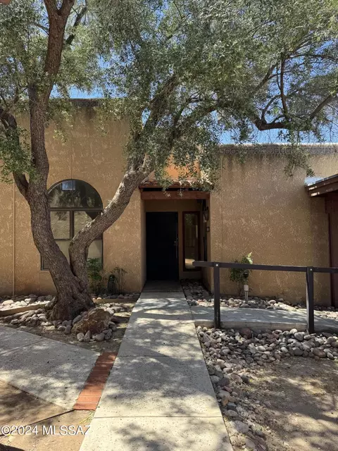 3709 E 2nd St #D, Tucson, AZ 85716