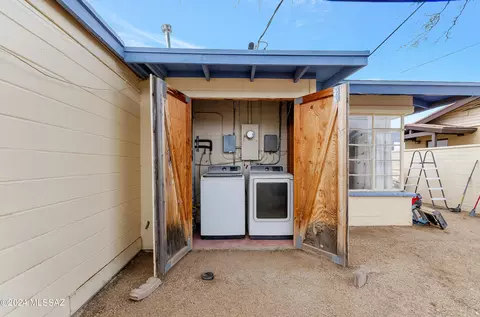 Exterior - 5518 E 3rd St, Tucson, AZ 85711 photo 9 of 11
