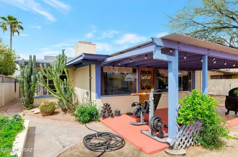 Exterior - 5518 E 3rd St, Tucson, AZ 85711 photo 6 of 11