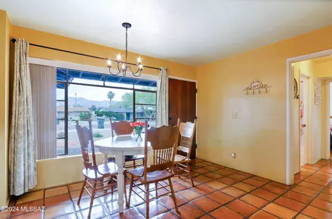 Dining - 5518 E 3rd St, Tucson, AZ 85711 photo 2 of 3