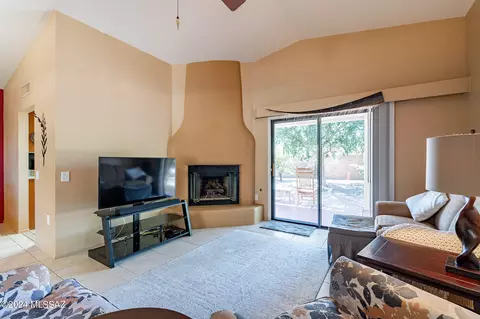 Living - 1116 E Haystack Dr, Oro Valley, AZ 85755 photo 1 of 2