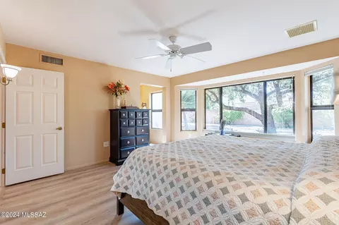 Bedroom - 1116 E Haystack Dr, Oro Valley, AZ 85755 photo 3 of 6