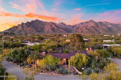 6924 N Firenze Dr, Tucson, AZ 85704