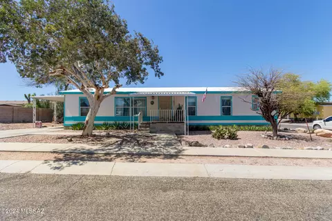 2952 E Acacia Club Ln, Tucson, AZ 85706