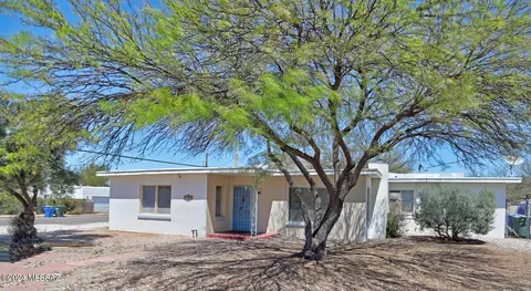 1601 E Adelaide Dr, Tucson, AZ 85719