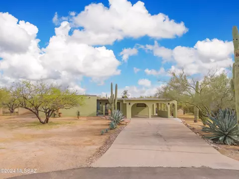 1511 W Daybreak Cir, Tucson, AZ 85704