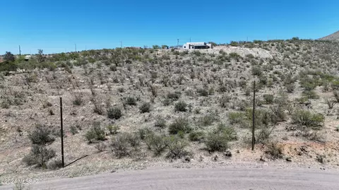 476 Vereda Atun #4, Rio Rico, AZ 85648