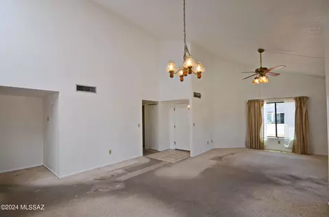 Exterior - 9959 Eugenia Dr E, Tucson, AZ 85730 photo 4 of 17