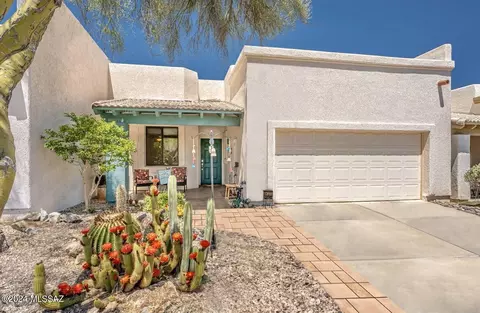 616 W Camino Del Bondadoso, Green Valley, AZ 85614