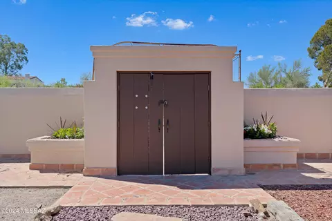 Entry Way - 3365 E 5th St, Tucson, AZ 85716 photo 5 of 5
